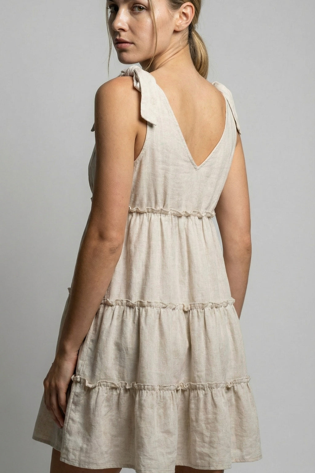 The Oatmeal Linen-Blend Tiered Mini