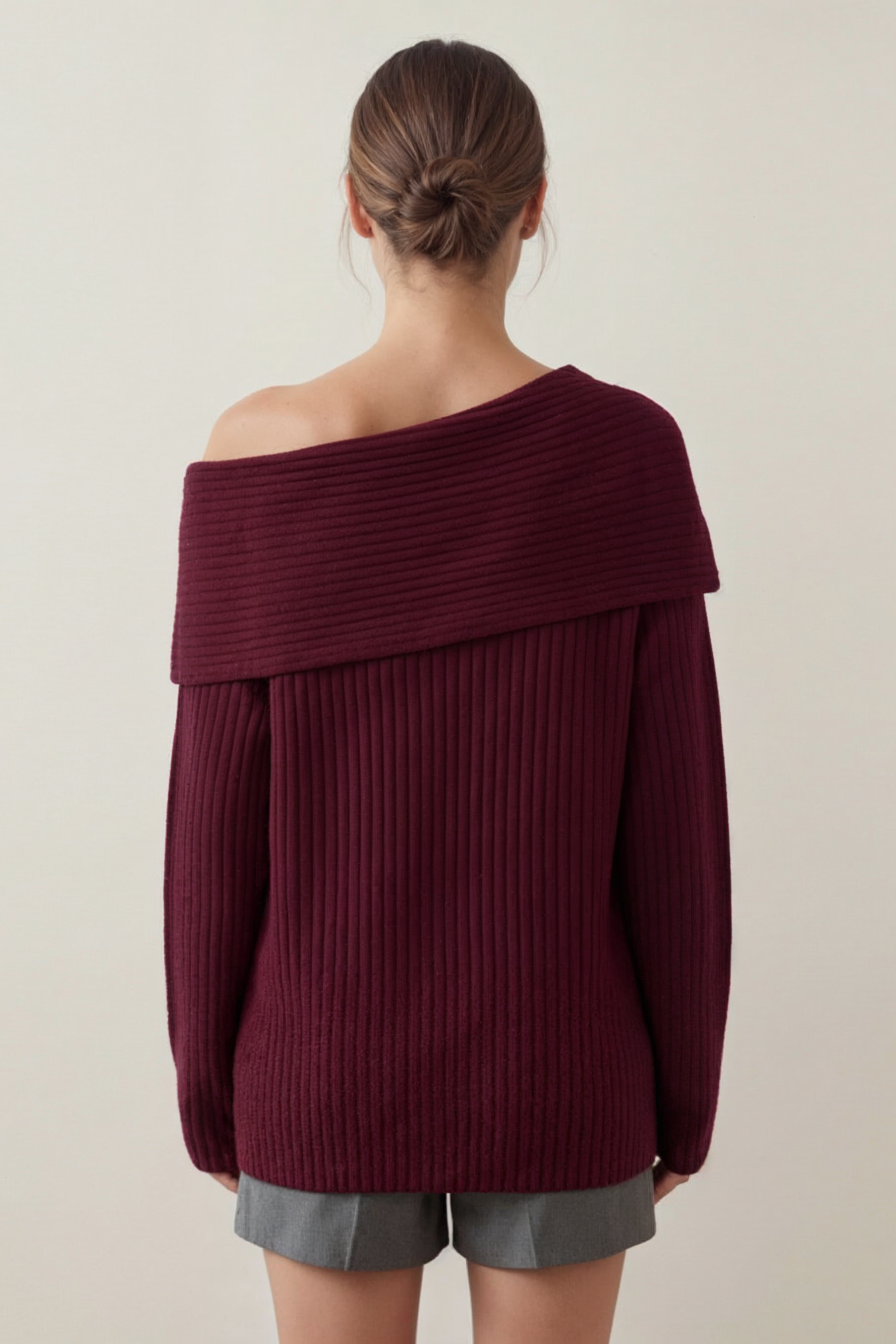 Élise Off-Shoulder Sweater