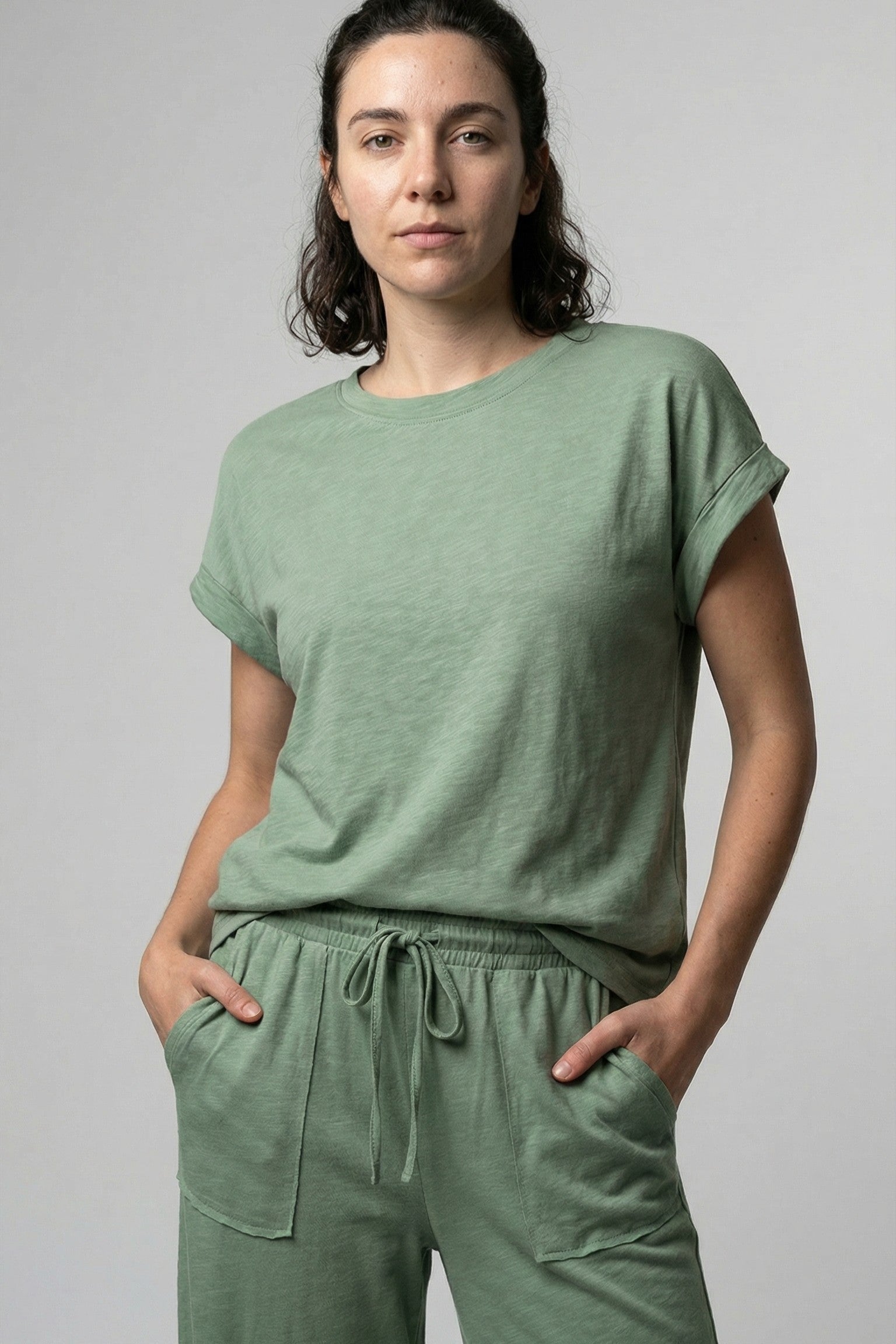 The Hudson Terrace Utility Set