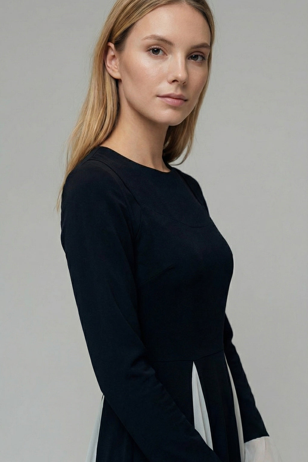 The Monochrome Mirage Gala Maxi